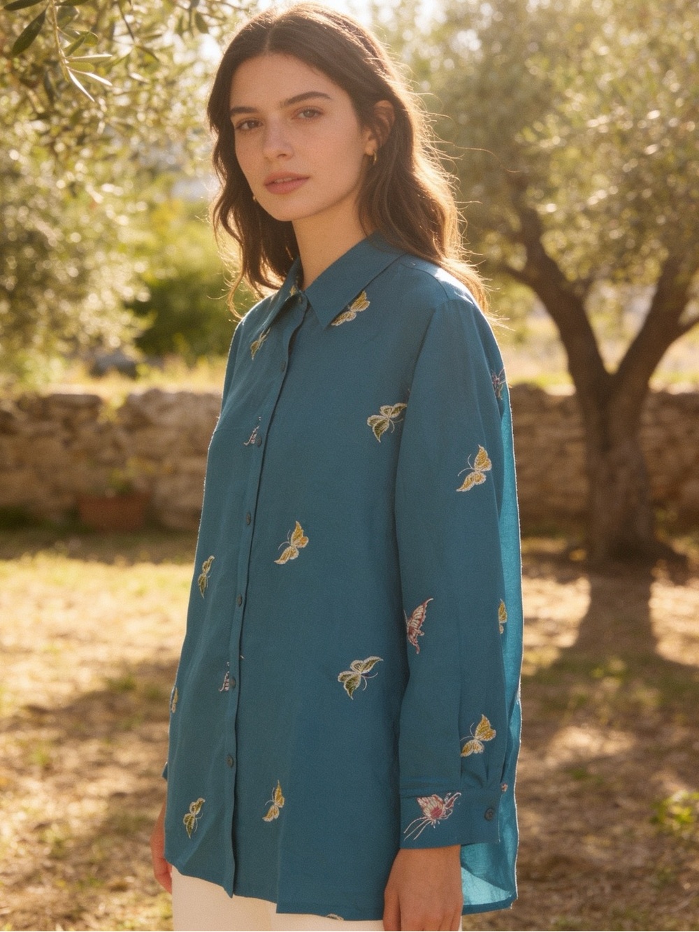 Whimsical Blue Linen Blend Button Up Blouse with Embroidered Butterfly Accents M - Picture 2 of 9